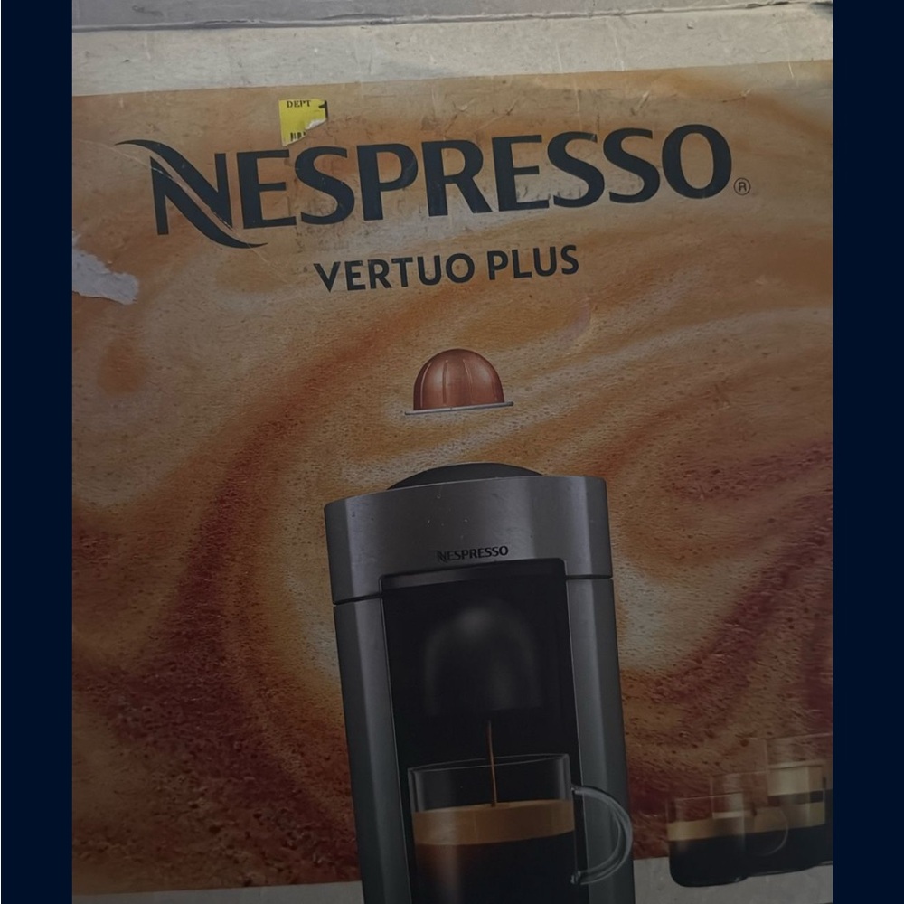 Nespresso Vertuo Plus in Elegant Black
